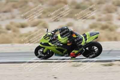media/May-05-2025-Moto Forza (Mon) [[3c1838c5e5]]/2-B Group/Session 3 (Panning Test Turn 14 Inside)/